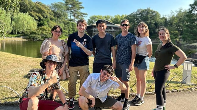 japan-group